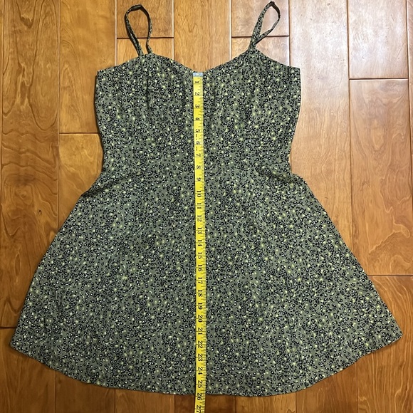 Calvin Klein Jeans Olive Green Leopard Print Mini Dress Size S Fairy Boho Casual - Picture 7 of 13